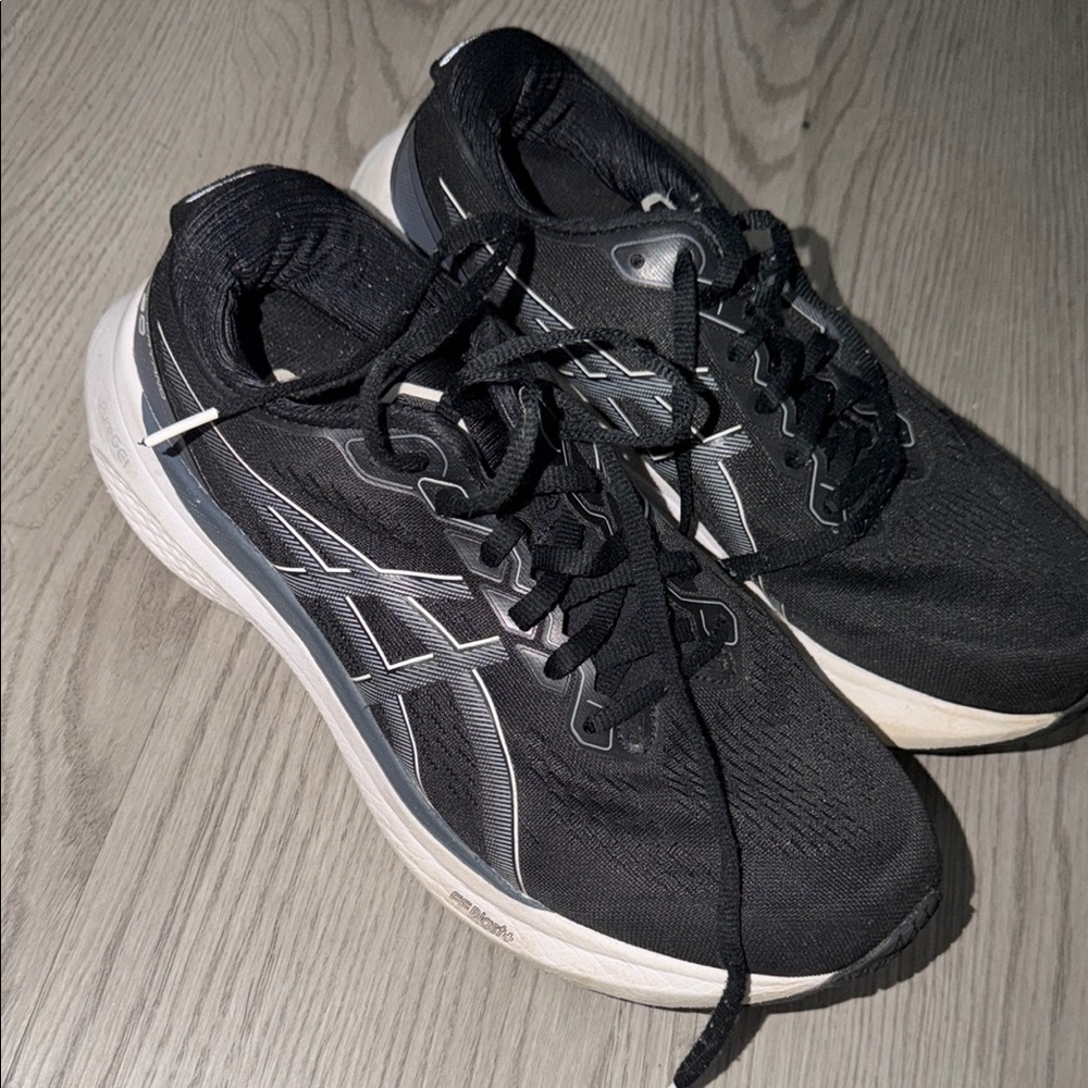 ASICS Men's Black Running Shoes